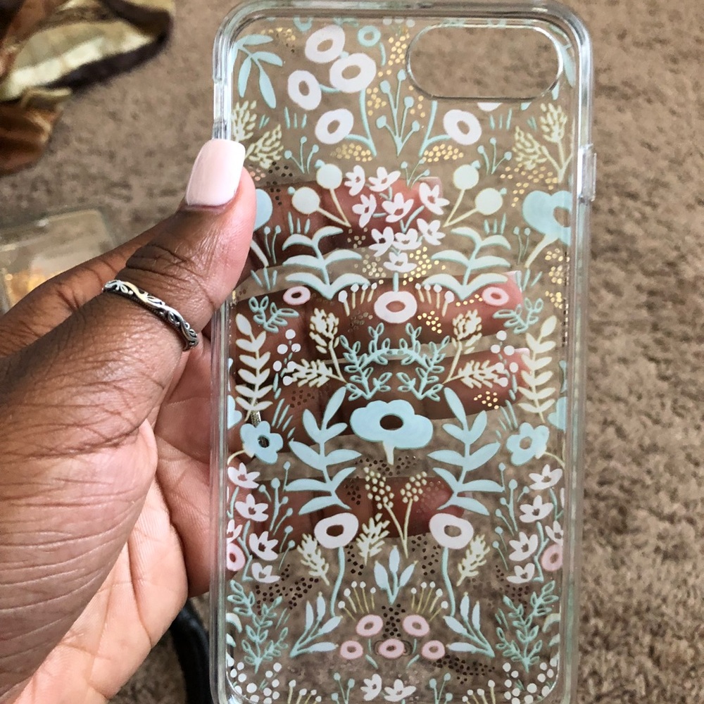 Flower iPhone 8+ case